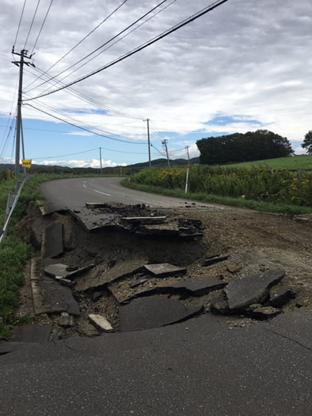 地震陥没